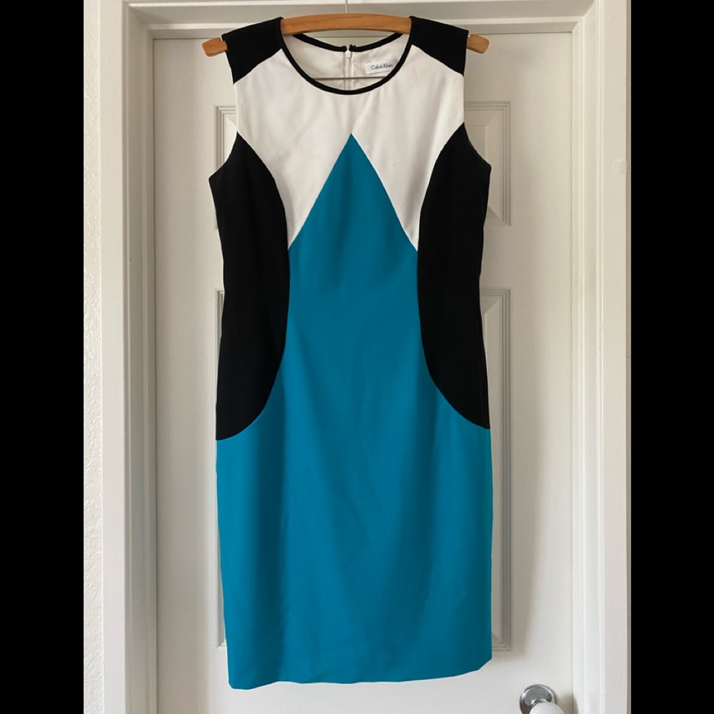 Women’s Calvin Klein color block dress 10